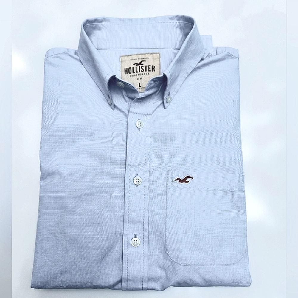 Hollister Men's Chambray  Button-down Shirt- Size Mens Large